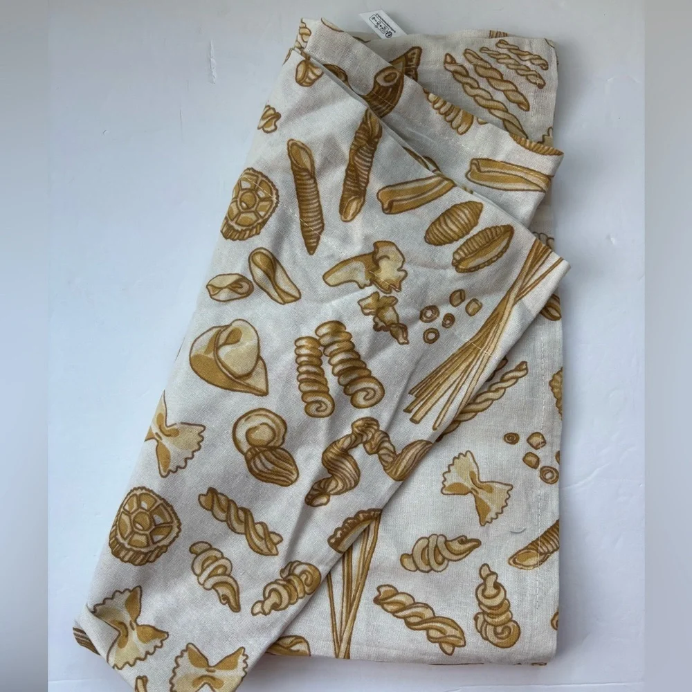 NWOT Urban Outfitters Food Icon Café Curtain